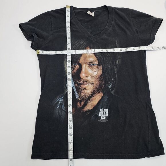 Walking Dead AMC Daryl Dixon Graphic Tee Black S/M Keep Calm Hide Behind Daryl - Picture 6 of 7